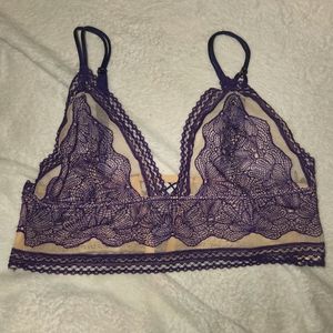 Victoria's Secret Purple & Nude Lace & Mesh Bralette Size M